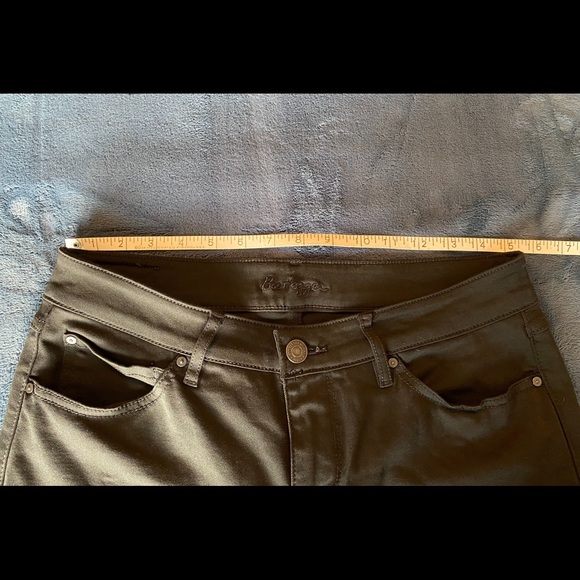 Bootlegger Cropped Black Jeans - Picture 3 of 9